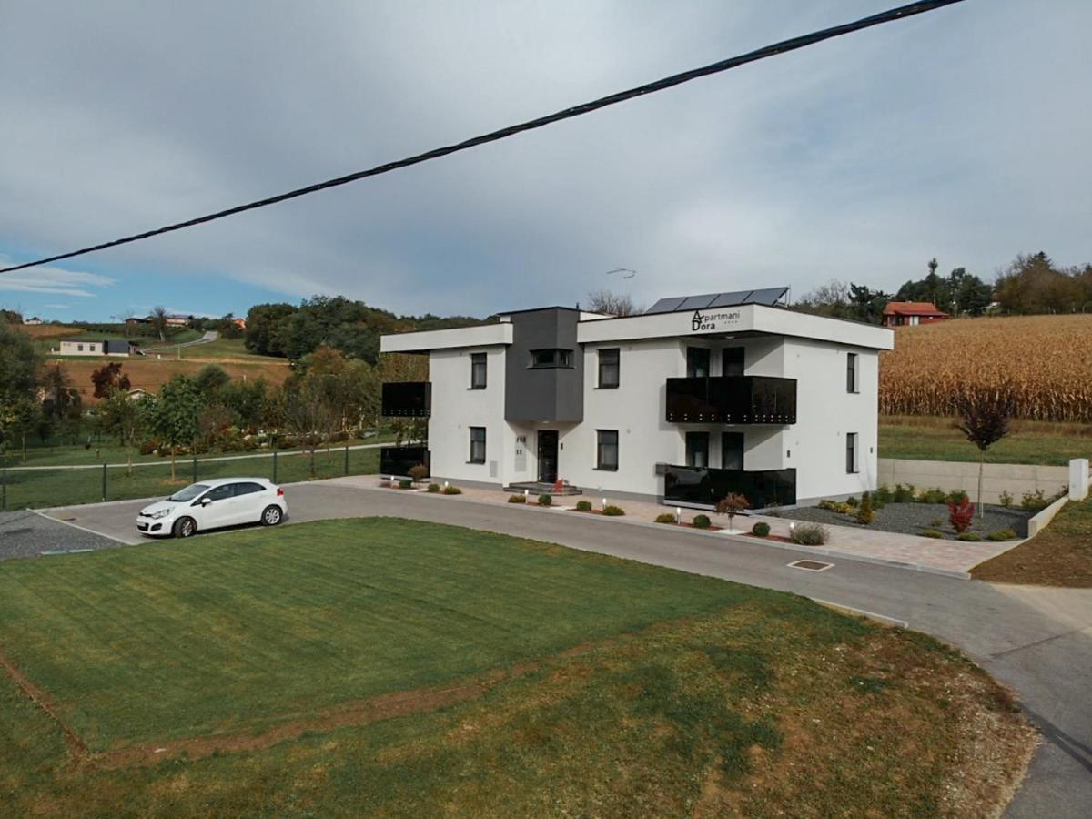 Apartments Dora Sveti Martin Na Muri Esterno foto