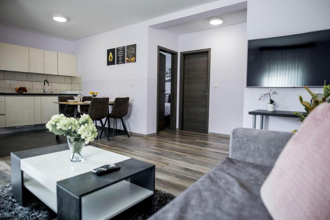 Apartments Dora Sveti Martin Na Muri Esterno foto